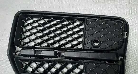 Mercedes-Benz G W463 2nd Gen Front bumper lower grill A4638855100