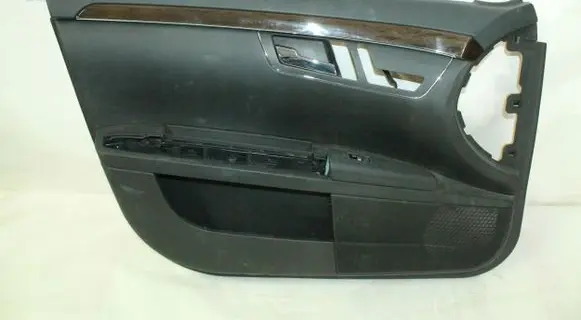 Mercedes-Benz S W221 Front door card panel trim