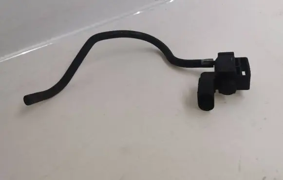 Audi A5 Sportback 8TA Turbo solenoid valve 037906283C 06H133241E