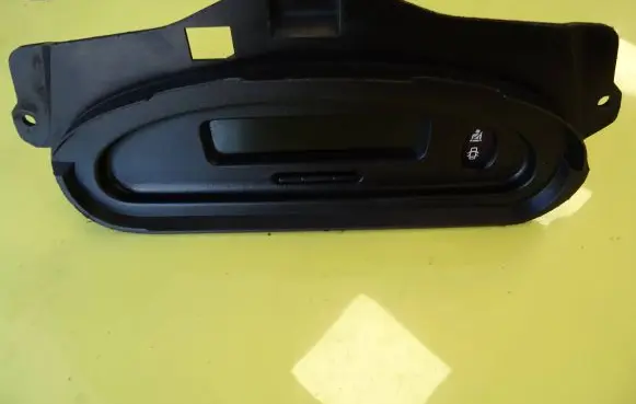 Renault Scenic I Screen/display/small screen P8200028364A