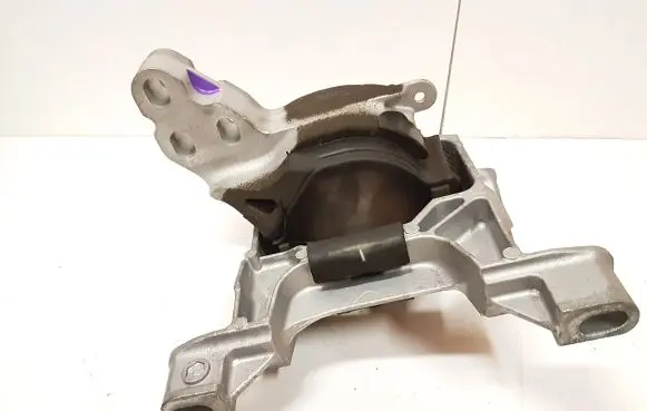 Mazda CX-5 II Engine mount bracket KDRB39060