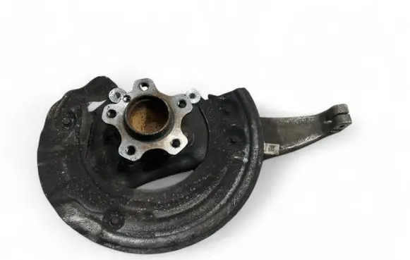 BMW 5 G30 G31 Front wheel hub 6871191