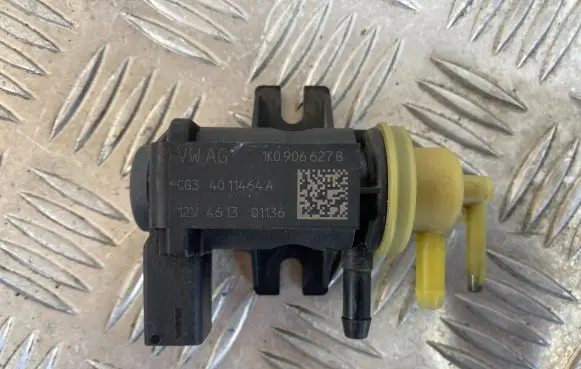 Skoda Roomster (5J) Turbo solenoid valve 1K0906627B 4011464A 42461301136
