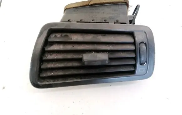 Peugeot 807 Dash center air vent grill 1484108077 1491963077