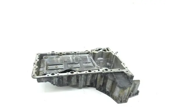 BMW 6 F06 Gran coupe Oil sump 7605524 760552401 7052416500