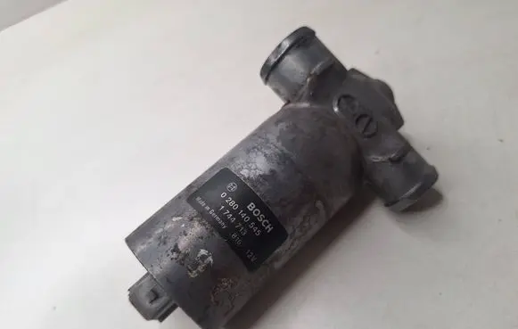 BMW 5 E39 Idle control valve (regulator) 0280140545 1744713