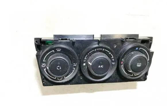 Peugeot 3008 I Climate control unit
