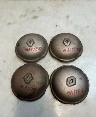 Renault Master II Non-original wheel cap 7700309506