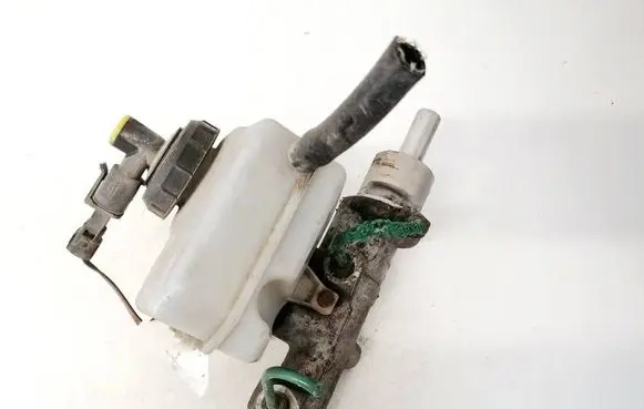 Opel Movano A Master brake cylinder 8200245034c 8200365396d