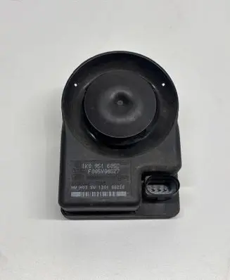 Volkswagen Golf V Alarm system siren 1K0951605C F005V00327