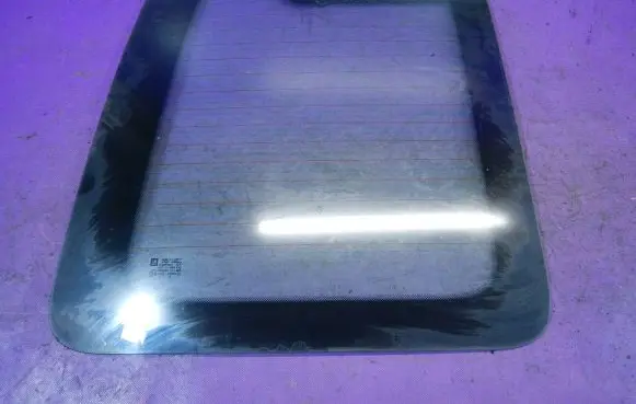 Opel Combo C Front door window glass four-door