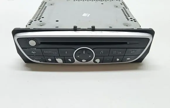 Renault Fluence Radio/CD/DVD/GPS head unit 281150030R