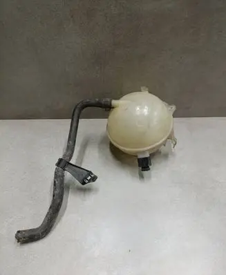 Volkswagen PASSAT B8 Coolant expansion tank/reservoir 1K0121407A