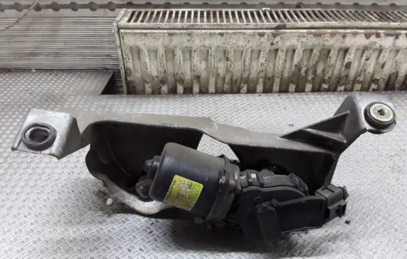 Audi A2 Front wiper linkage and motor 8Z1955023