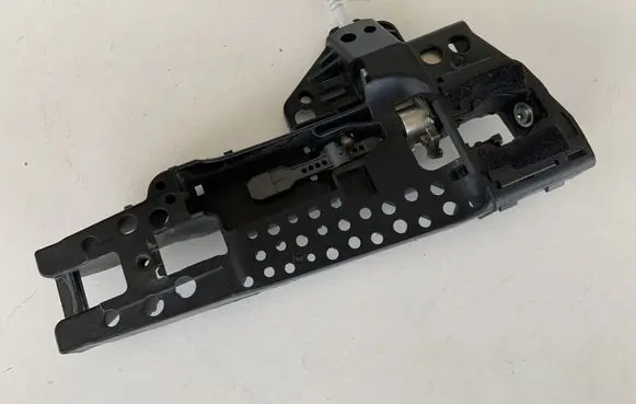 Rear door exterior handle/bracket
