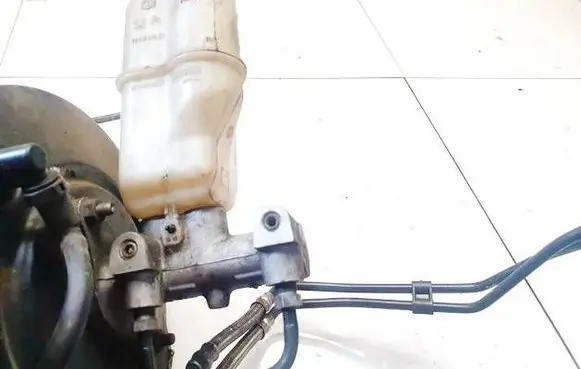 Peugeot 508 Master brake cylinder 9646980980