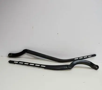 Jaguar XF X250 Windshield/front glass wiper blade 8X2317526D