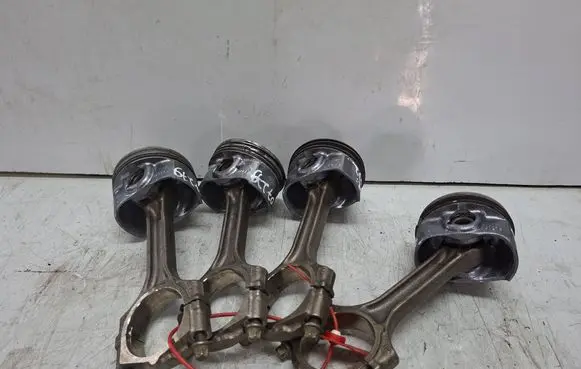 Opel Zafira C Piston with connecting rod S27612072 B14NEL A14NEL