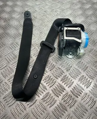 Mercedes-Benz A W176 Front seatbelt 307494498228