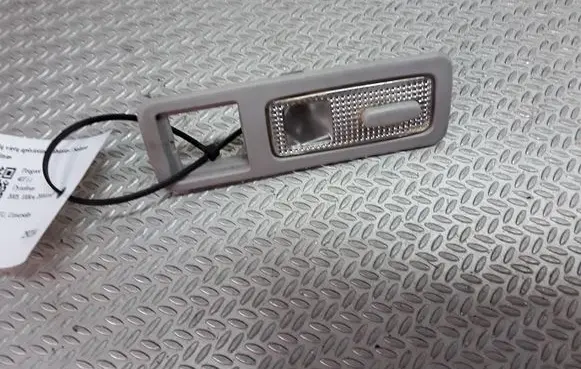 Peugeot 407 Rear seat light