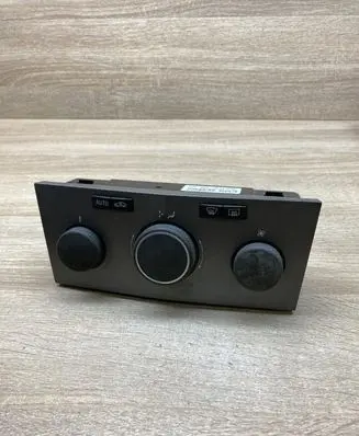 Opel Astra H Climate control unit 13245121