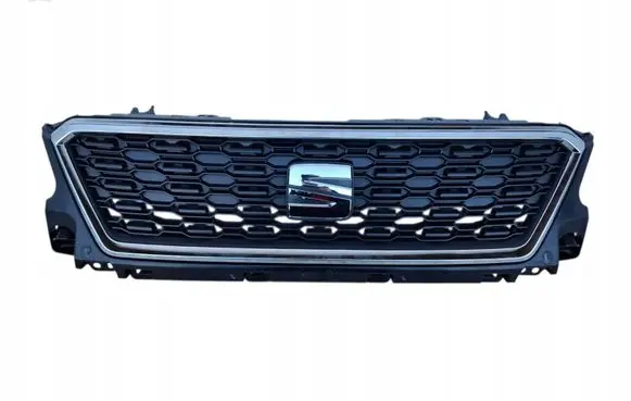 Seat Arona Front bumper upper radiator grill