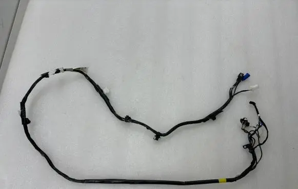 Tesla Model 3 Other wiring loom 106878700E YZK722032603330 V7ZZ20532603330
