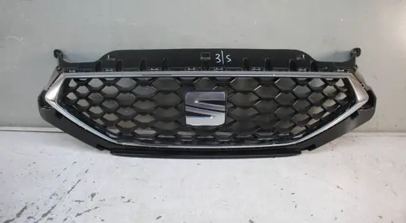 Seat Leon IV Front bumper upper radiator grill 5FA853651E 5FA853651