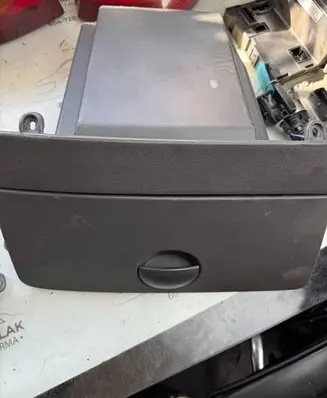 Fiat Panda II Glove box 735320589 ST3413
