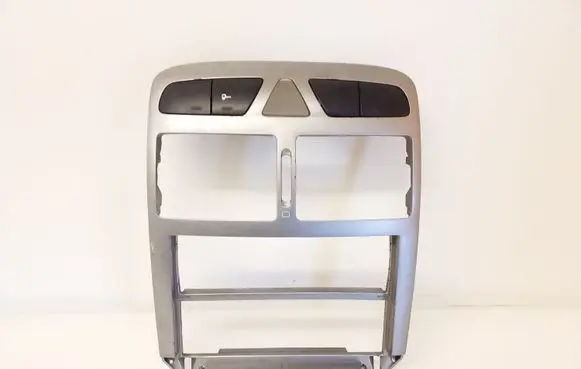 Peugeot 307 Radio/GPS head unit trim 9634505077 M29500