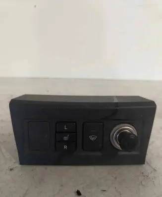 Toyota RAV 4 (XA30) Cigarette lighter 5544942011