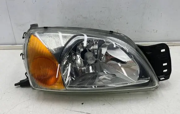 Ford Fiesta Headlight/headlamp ya61-13005-ec 0301173304