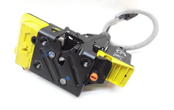 Volvo XC90 Rear door lock 30699754
