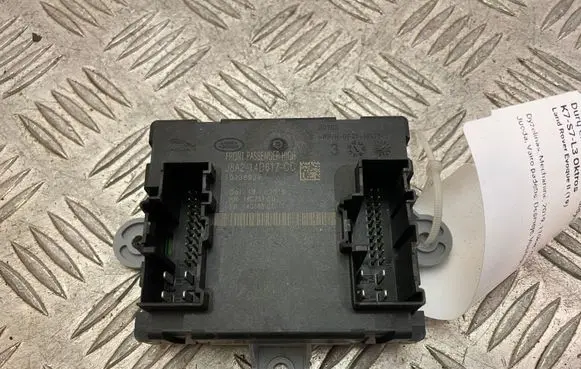 Land Rover Evoque II Door control unit/module J8A214D617CC