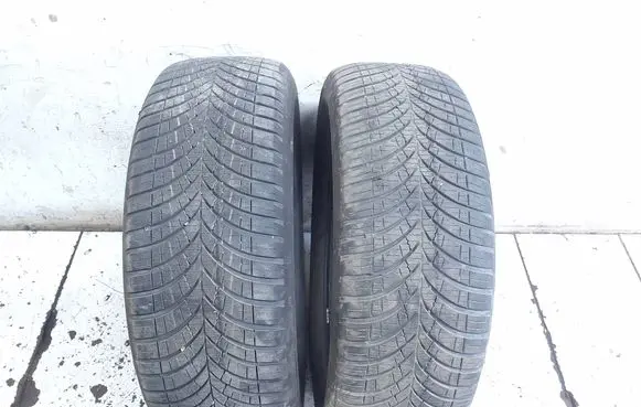 Renault Kadjar R17 winter tire GOODYEAR VECTOR4SEASONS 21560R17