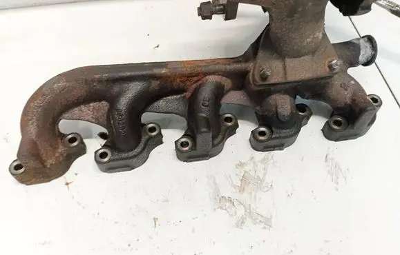 Volvo S60 Exhaust manifold 8642826