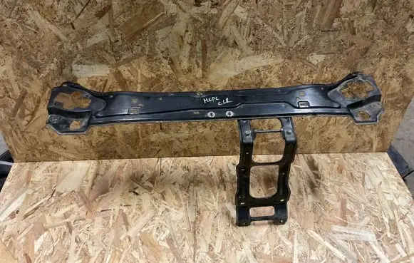 Mercedes-Benz C W203 Top upper radiator support slam panel 