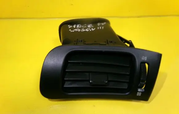 Mitsubishi Space Wagon Dashboard side air vent grill/cover trim
