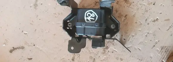Peugeot 208 II Other exterior part 9826651580