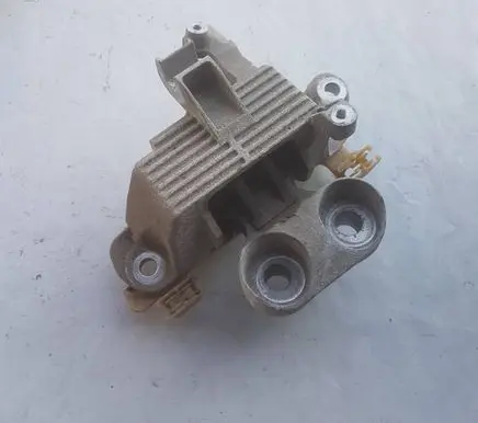 Opel Astra K Engine mount bracket 13493927