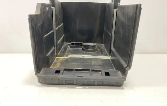 Battery box tray