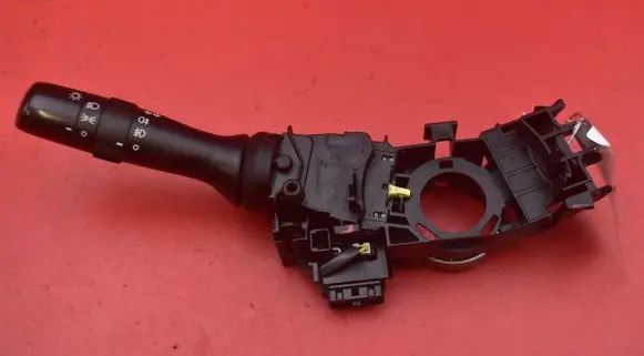 Toyota Corolla Verso E110 Headlight wiper switch 17F373