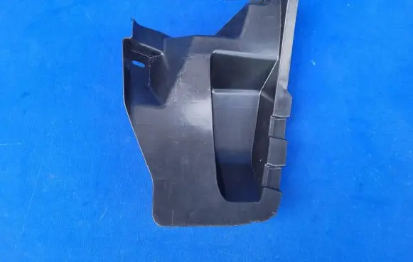 Toyota Auris E180 Rear arch 5259202200