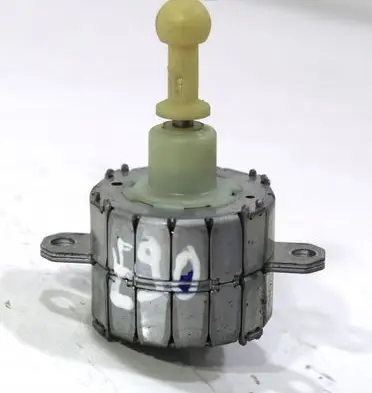 BMW 3 E90 E91 Headlight level adjustment motor 70460499 7046049