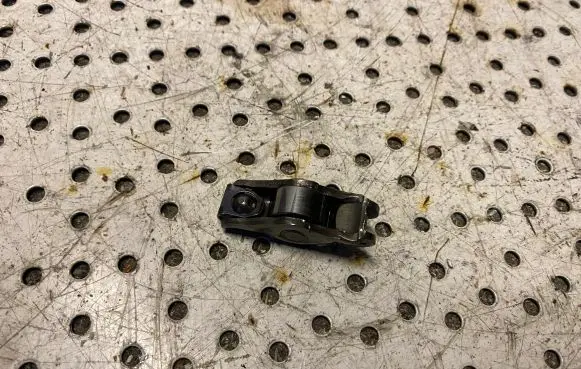 Volkswagen Caddy Valve rocker arm 