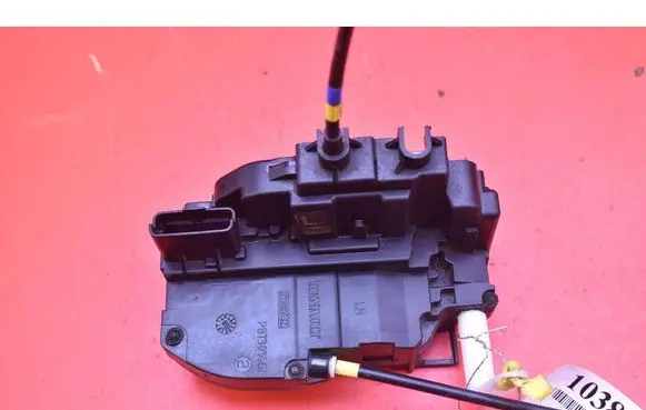 Nissan Micra Front door lock