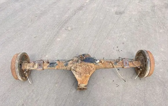 Mitsubishi L200 Rear differential 3917