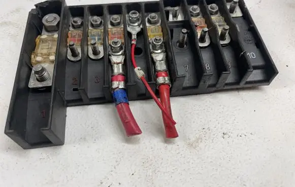 Volkswagen Transporter - Caravelle T5 Fuse module 7H0937550