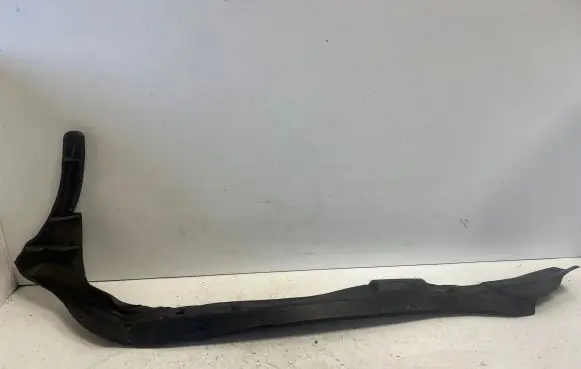 Audi Q7 4L Fender end trim 4l0821112
