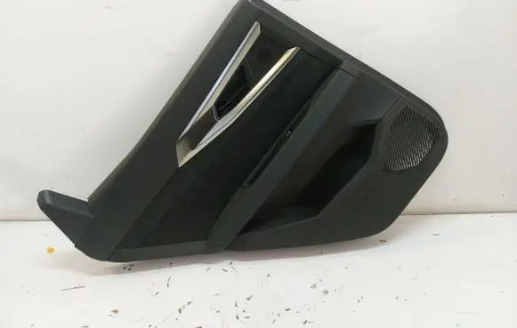 Renault Austral Tailgate/trunk upper cover trim 